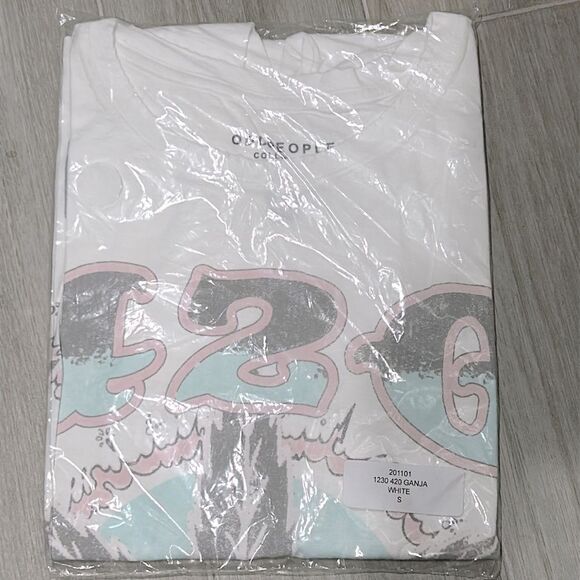 Recycled Karma - Odd People - Ganja Tee/T-Shirt - S - NWT - Picture 3 of 3